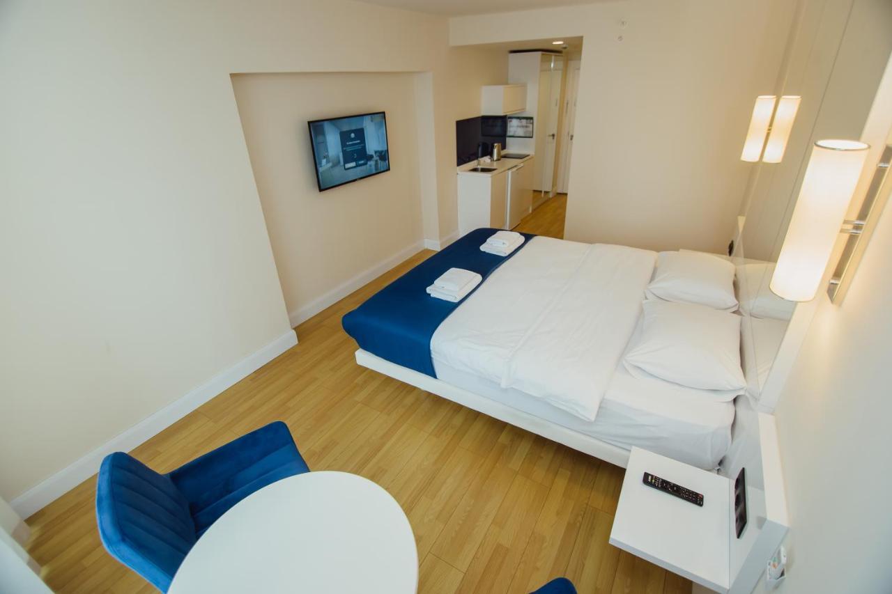 Premium Aparthotel With Sea View Батуми Экстерьер фото
