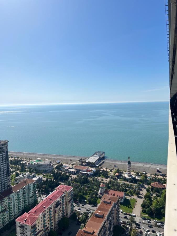 Premium Aparthotel With Sea View Батуми Экстерьер фото